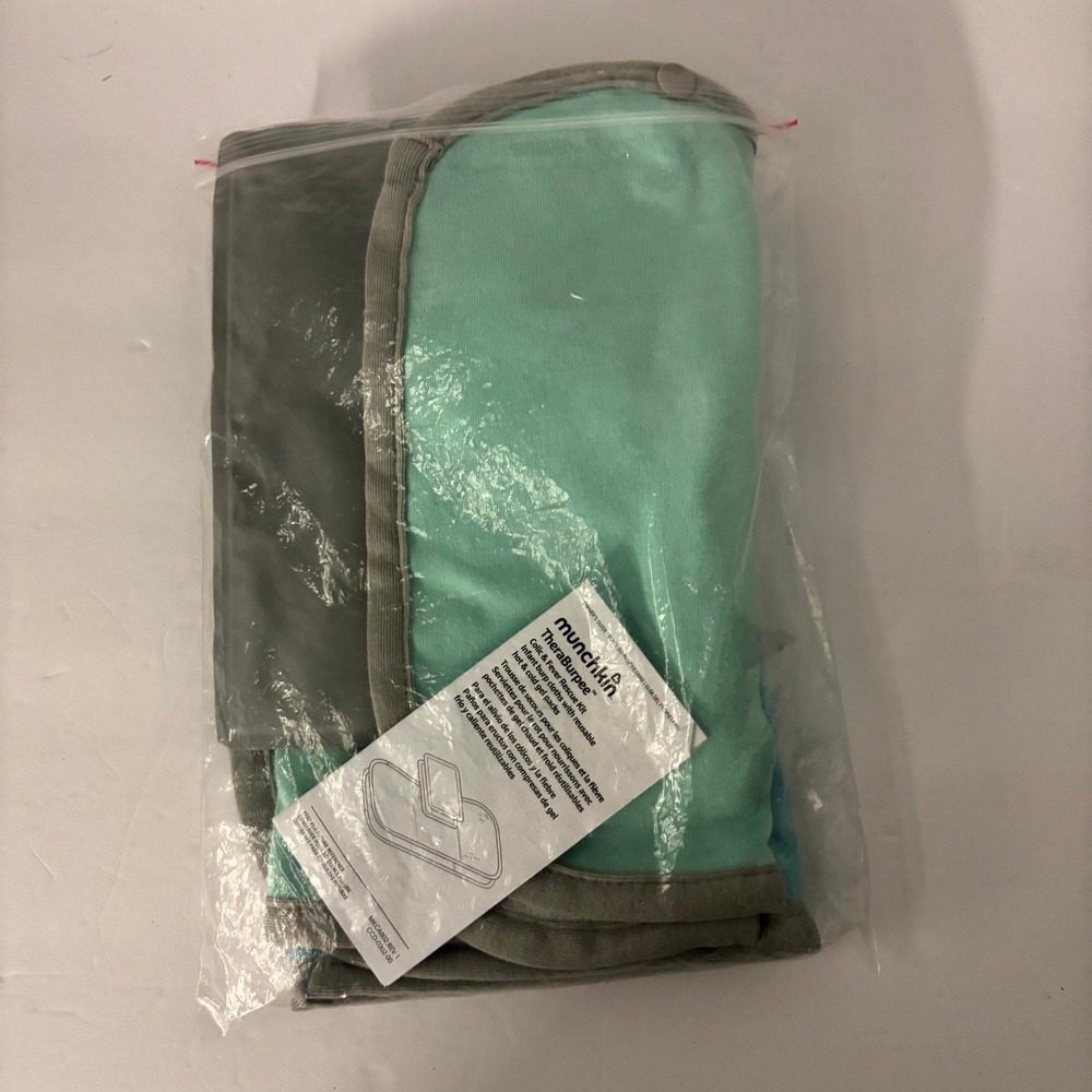 Munchkin TheraBurpee Infant Burp Cloth & Gel Pack Colic Fever Relief Teal